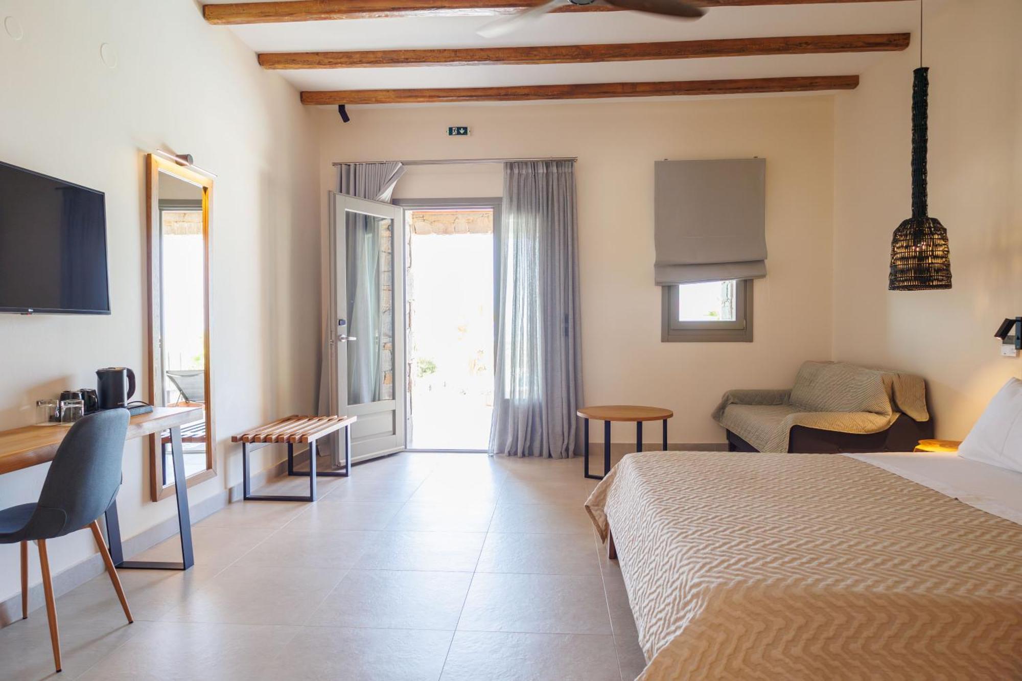 Kouros Blanc Resort & Suites Pounda Quarto foto