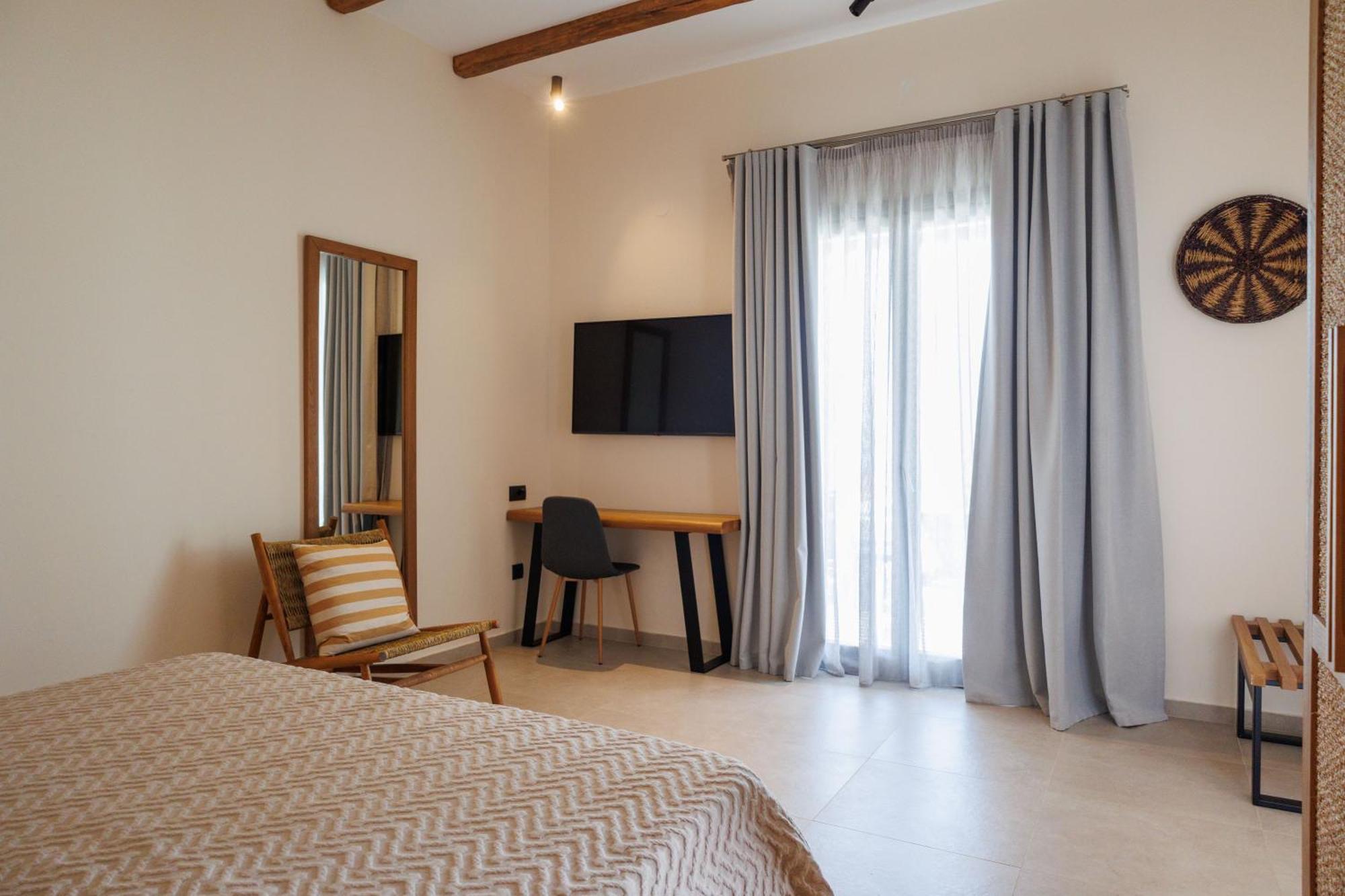 Kouros Blanc Resort & Suites Pounda Quarto foto